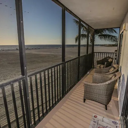 Island Winds 303 Condo